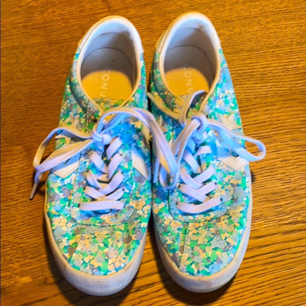 Floral athletic converse low tops